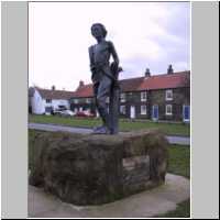 Captain Cook Statue, High Green